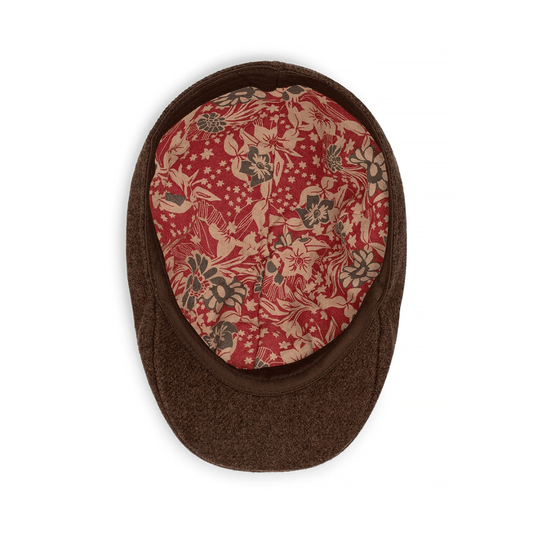 Photo showing lining inside Avenel Hats Marvin cheesecutter cap in brown available at Stewart’s Menswear Mullumbimby.