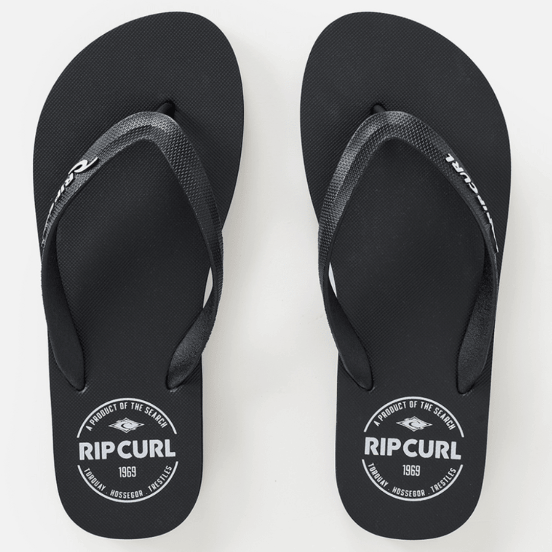 Rip Curl Classic Surf Bloom Thongs in classic three-point design, made with BLOOM™ algae-blended foam, available at Stewart's Menswear Mullumbimby. Colour is black with RipCurl branding