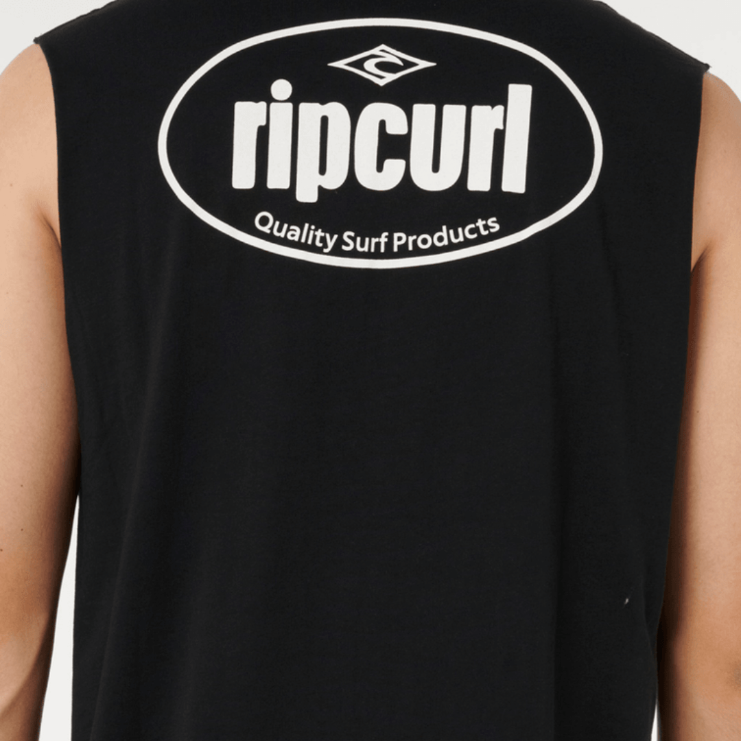 Rip Curl Everyday Muscle. Black sleeveless tee with front logo and large back print, available at Stewart’s Menswear Mullumbimby. Photo shows model wearing everyday muscle, close up view of back print.