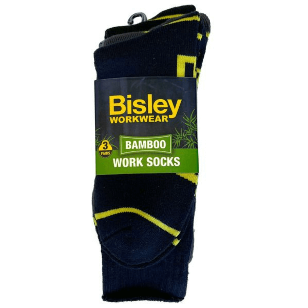 Men's 3 pack bamboo work socks made with bamboo fibres to help prevent foot odours. Bamboo has moisture wicking properties helping your feet to stay dry and comfortable.  Featuring a padded foot bed and heel, which provide extra cushioning, comfort and support for your feet.  The 3 pack includes one pair of each colour: Navy, Black and Charcoal.