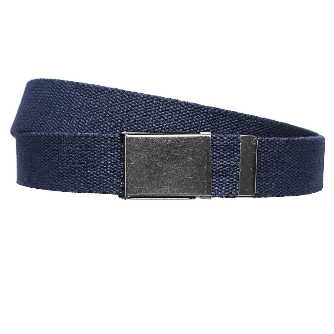 This 40mm canvas belt is the ultimate belt for all occasions. Made using thick canvas material, with clip on metal plate buckle and a metal tip end that is simple to open & close. The belt is available in a large size 46″ waist so one size fits most. Simply open the buckle, cut the strap down to your preferred sizing and close the buckle back down. Colour is navy with silver buckle.