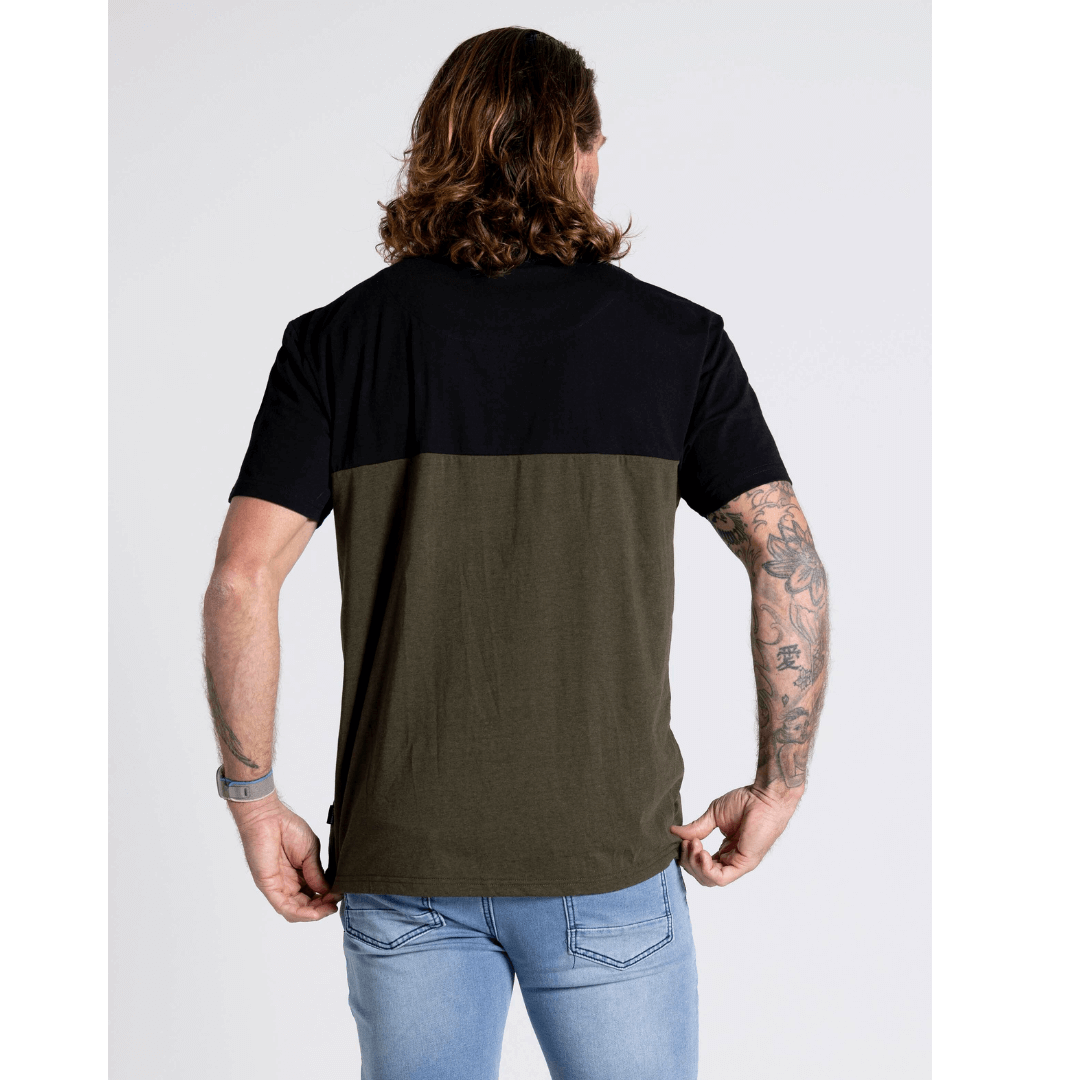 Stewart's Menswear Blackwood Apparel Tilbury T-shirt. Features a contrast block design in black and khaki, a ribbed crew neck and an embroidered logo on the chest. Photo shows model wearing Blackwood Tilbury T-shirt front view.