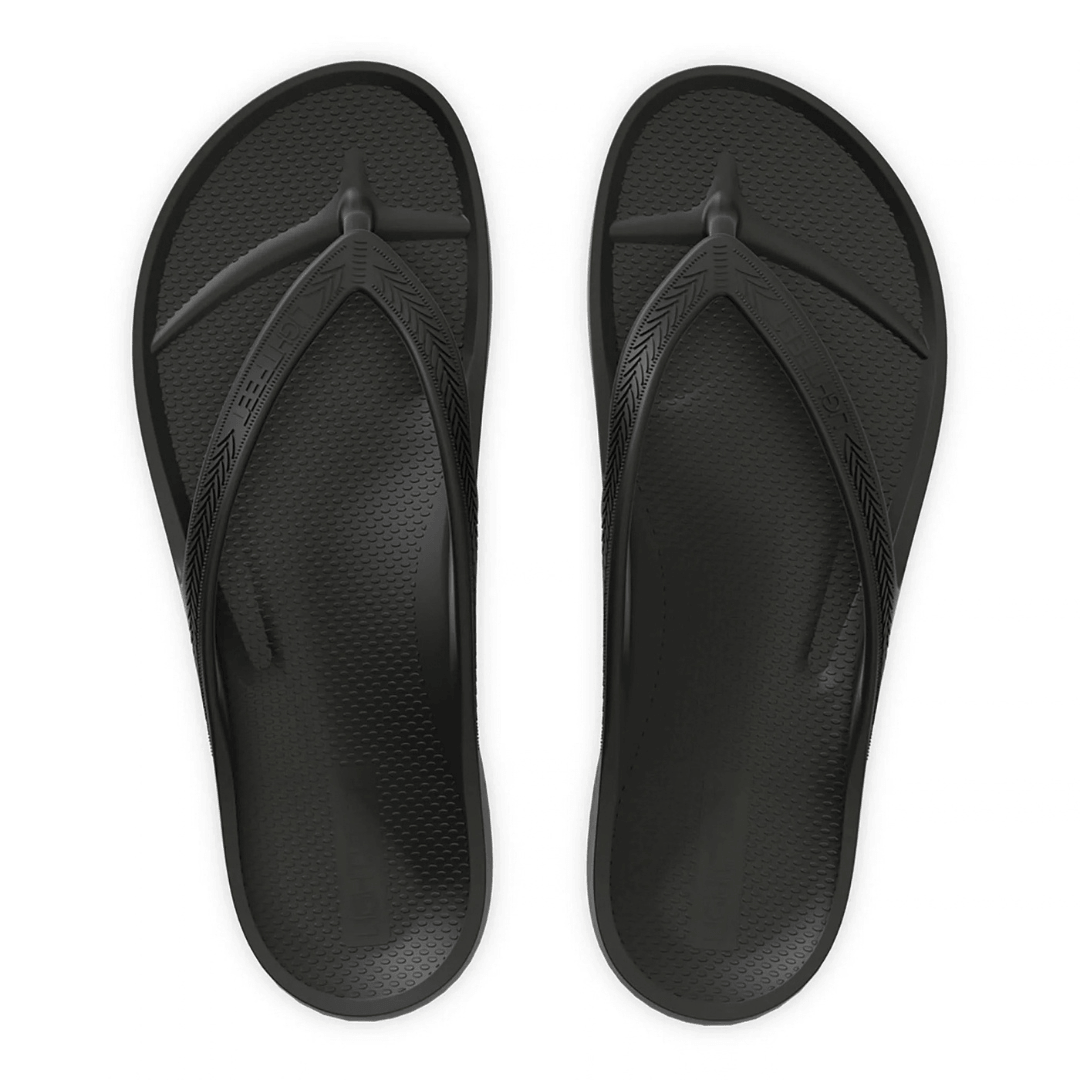 Lightfeet arch support thongs in black available from Stewarts Menswear in Mullumbimby