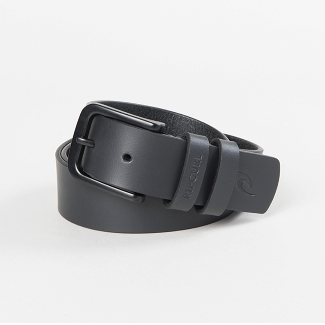 Rip Curl Cut Down premium leather belt. Black with metal buckle, double keepers and embossed Rip Curl Logo. Available at Stewart's Menswear, Mullumbimby 