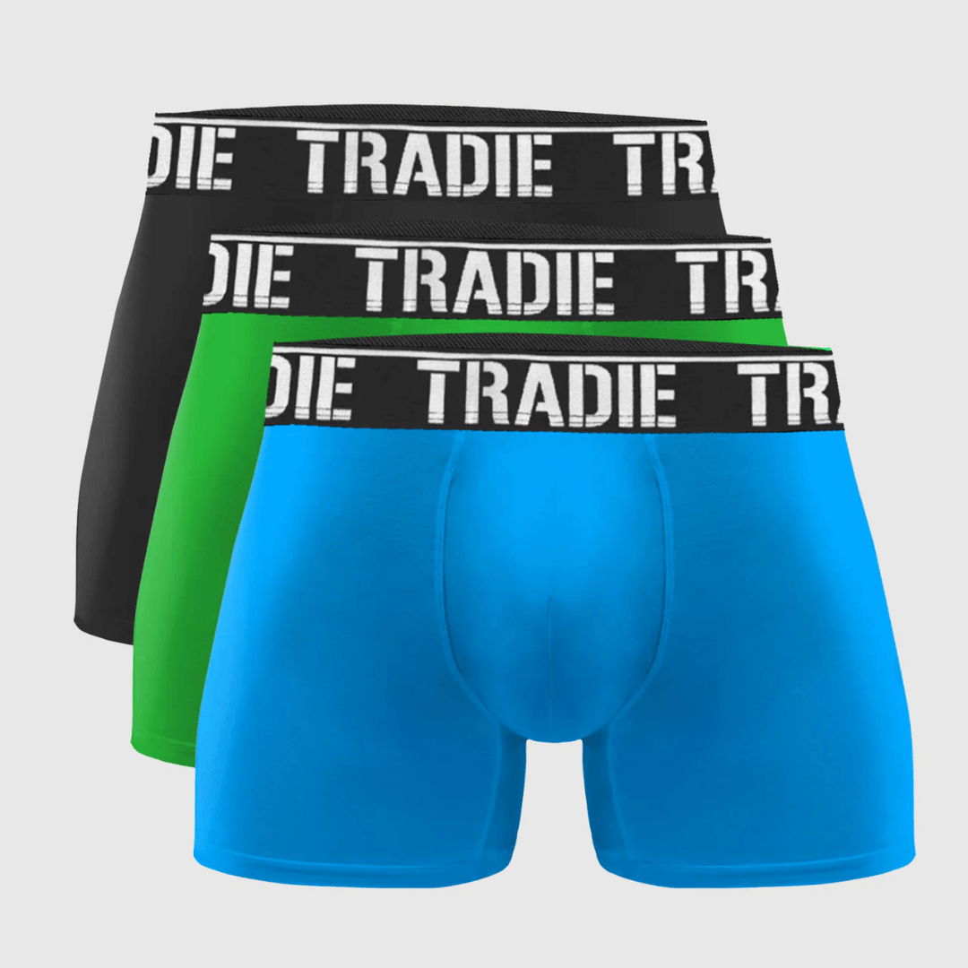 Tradie 3 Pack Fitted Trunks available at Stewart’s Menswear Mullumbimby. Men’s cotton stretch trunk underwear with fully lined pouch and everyday fit. 3 pack contains 1 x blue, 1 x green and 1 x black trunks with black elastic band.