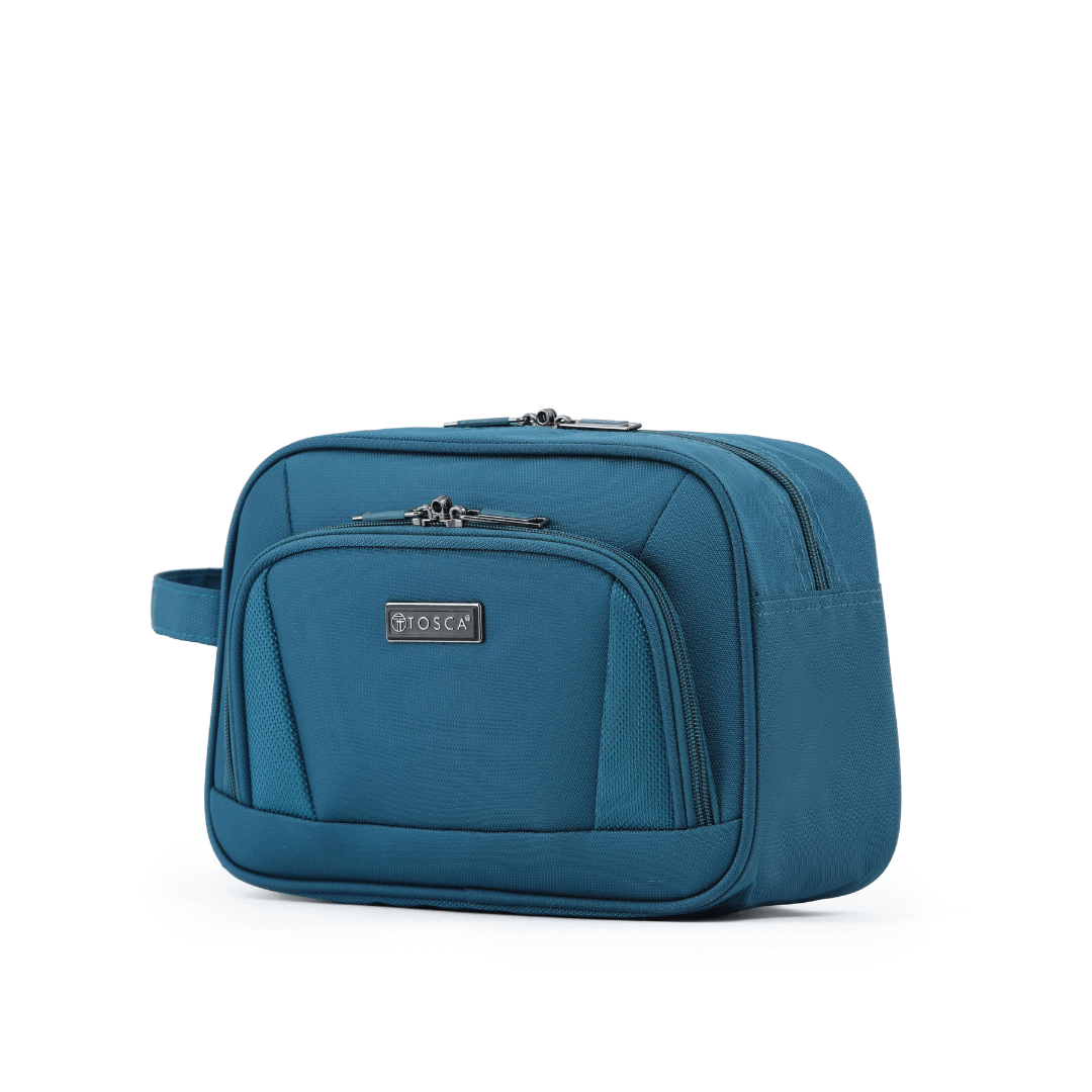 This compact yet spacious bag is lightweight with 2L of storage space. Available in two colours, Black and Teal.  The wet pack features a large main compartment to easily fit your travel essentials with a front zipper pocket for additional storage, providing quick and easy access to smaller items. Featuring lockable zip pullers and an end carry handle. Colour is teal.